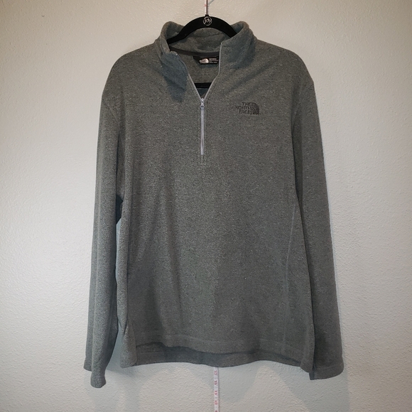 The North Face Fleece Jacket - Picture 1 of 3